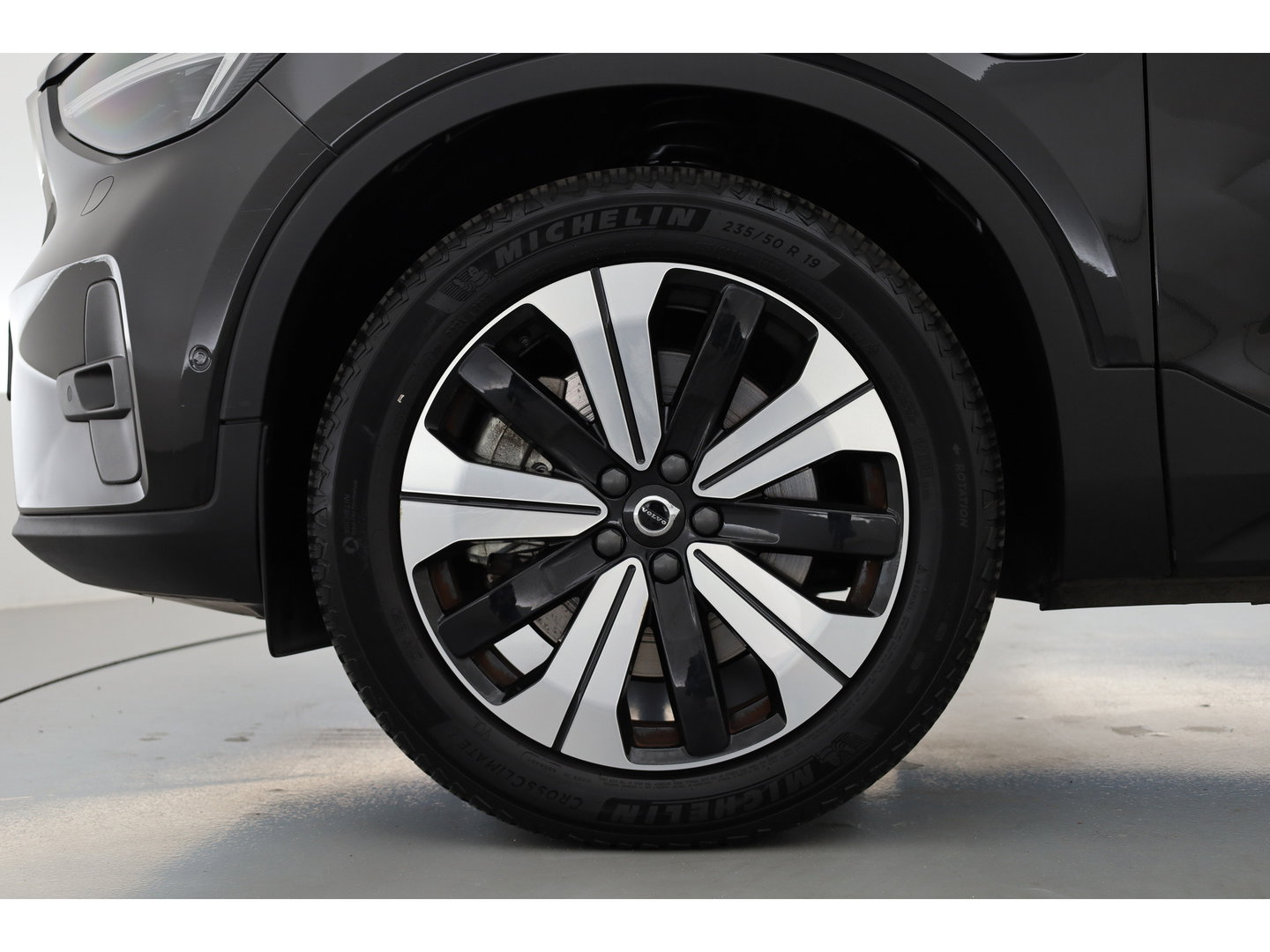 Volvo XC40 1.5 T5 Plug-in hybrid Plus Bright | Facelift | ACC | 360 camera | Elek. Stoelen | Blis | Stoel + stuurverw. | Tailord Wool