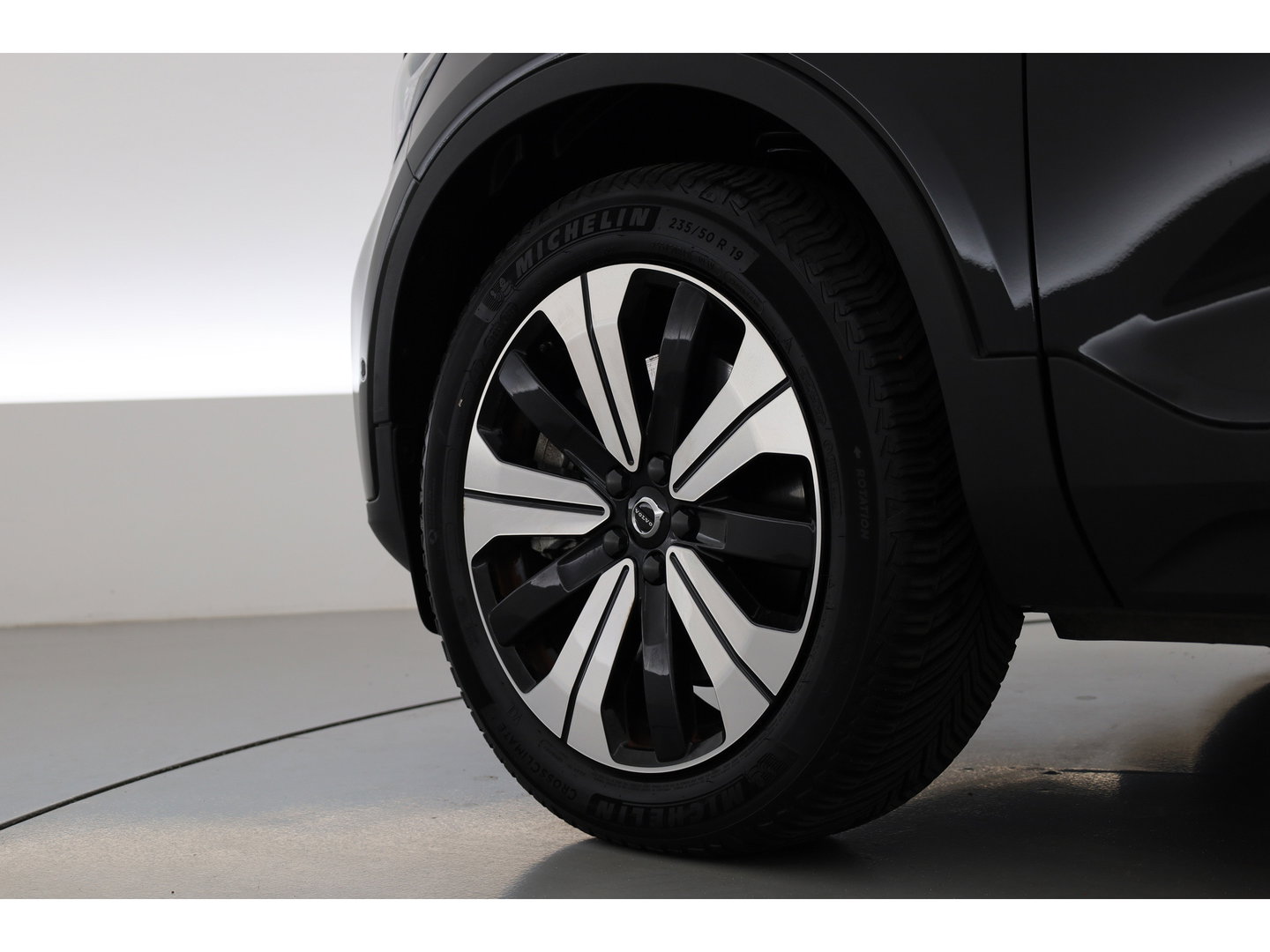 Volvo XC40 1.5 T5 Plug-in hybrid Plus Bright | Facelift | ACC | 360 camera | Elek. Stoelen | Blis | Stoel + stuurverw. | Tailord Wool