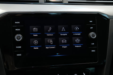 Volkswagen Passat Variant 1.4 TSI PHEV GTE Business ACC Massage Camera Stoelverwarming 24 Maanden garantie* (Vraag naar de voorwaarden)