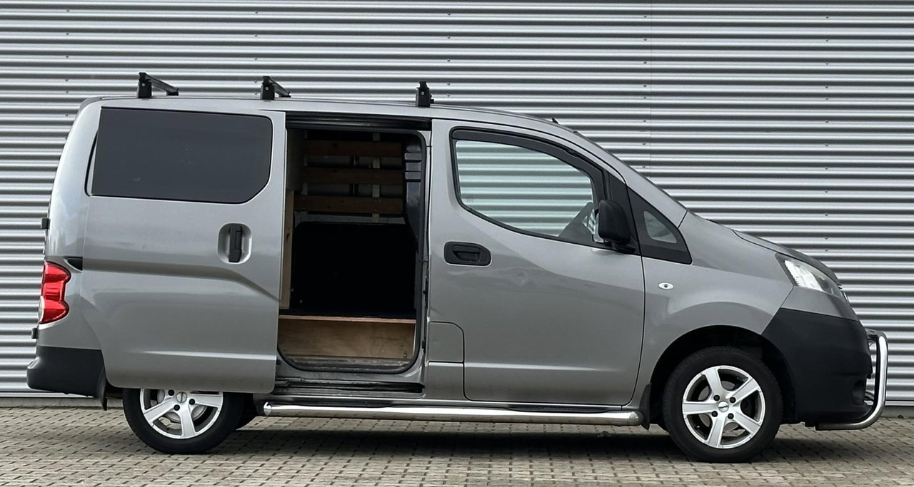 Nissan NV200