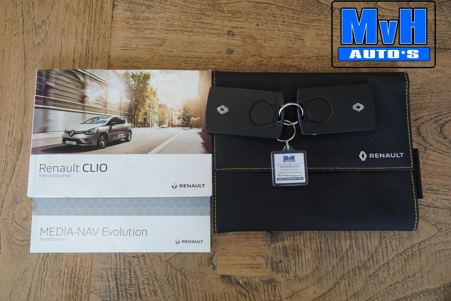 Renault Clio Estate 0.9 TCe Limited|TREKHAAK|CARPLAY|CRUISE
