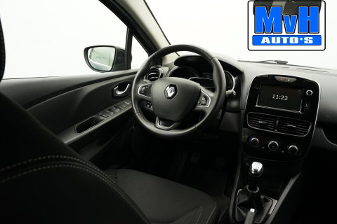 Renault Clio Estate 0.9 TCe Limited|TREKHAAK|CARPLAY|CRUISE