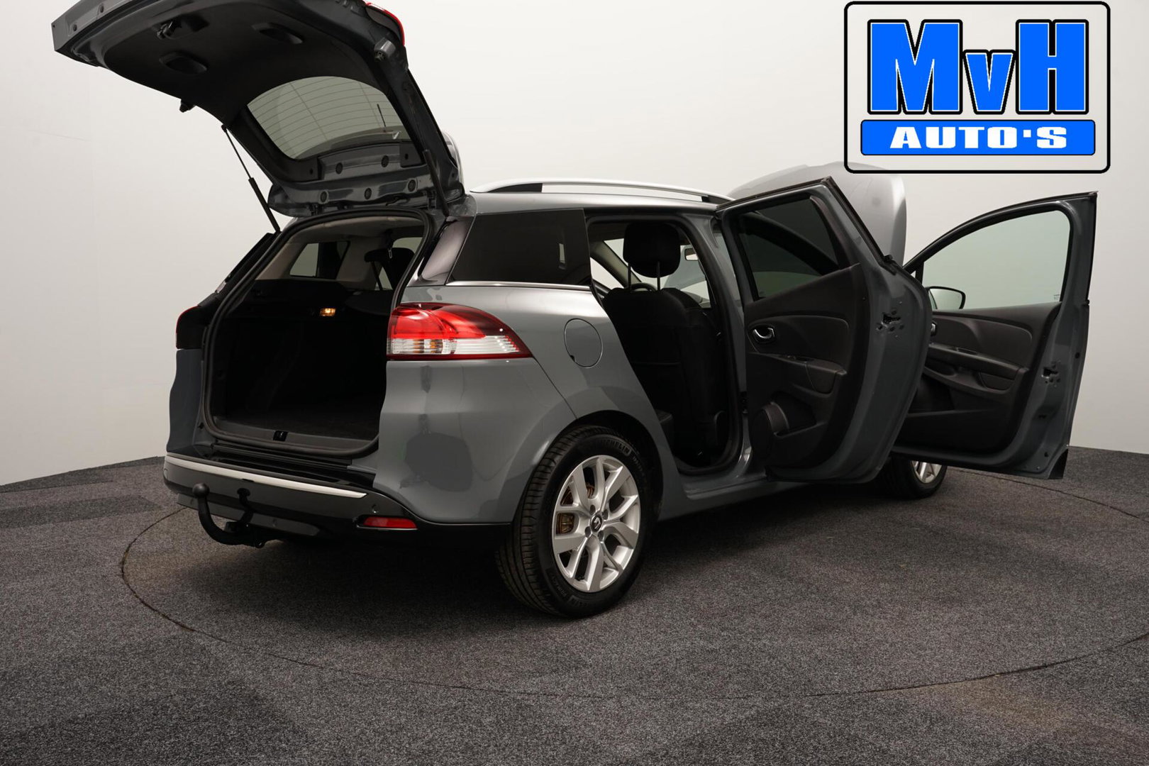 Renault Clio Estate 0.9 TCe Limited|TREKHAAK|CARPLAY|CRUISE