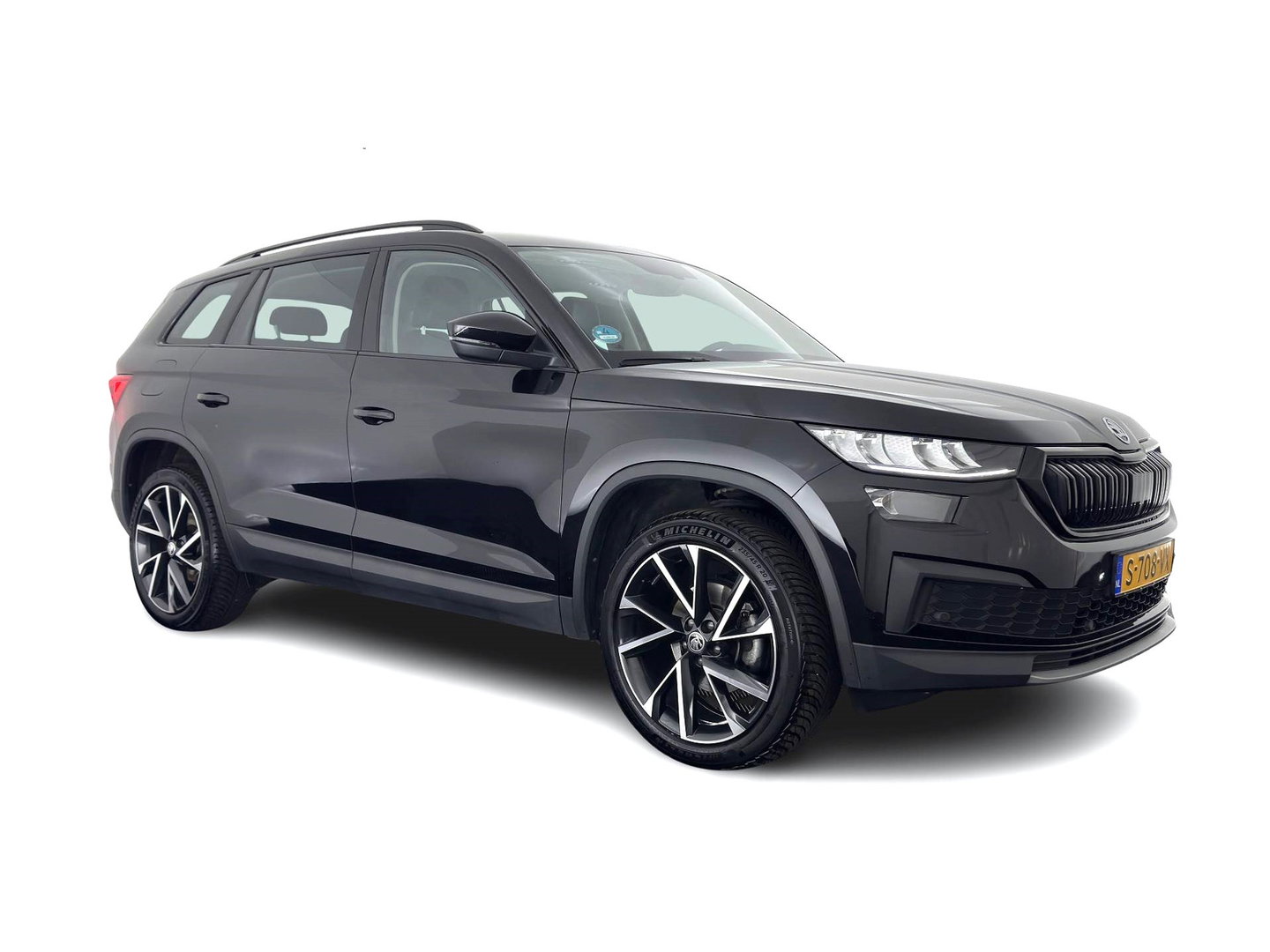 Škoda Kodiaq 1.5 TSI Business Edition (INCL.BTW) *LEATHER-FABRIC | FULL-LED | DIGI-COCKPIT | CAMERA | KEYLESS | DAB+ | NAVI-FULLMAP | SPORT-SEATS | PRIVACY-GLASS | ECC | PDC | CRUISE | 20''ALU | TOWBAR*