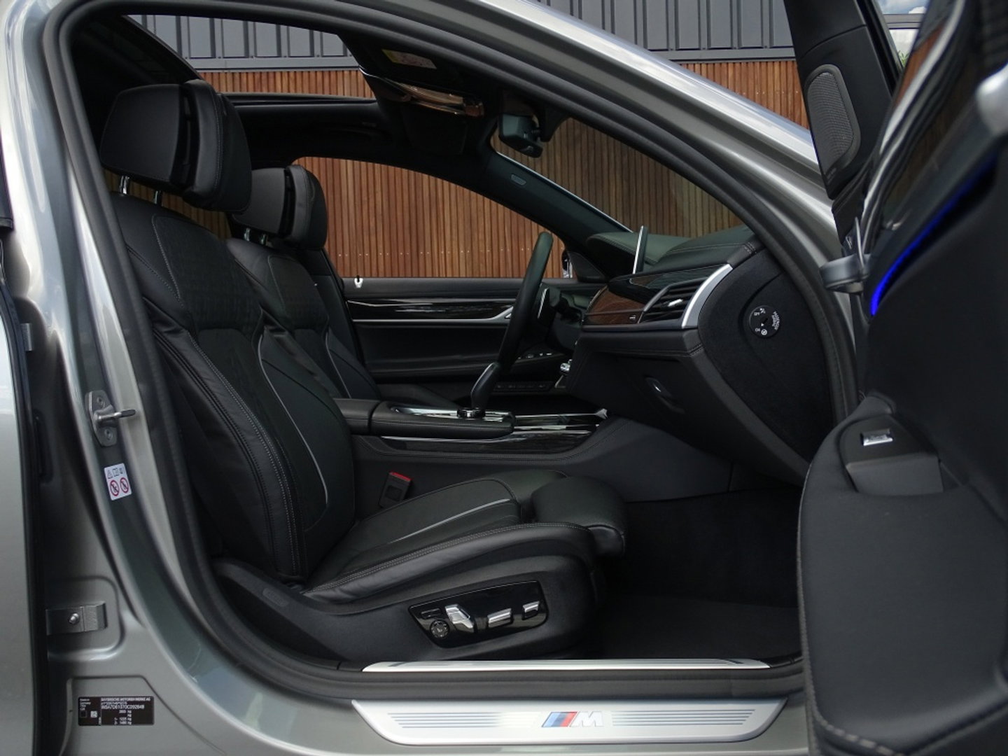 BMW 7 Serie 745e 394PK M-Sport / Individual / Laser / 360° / Harman Kardon