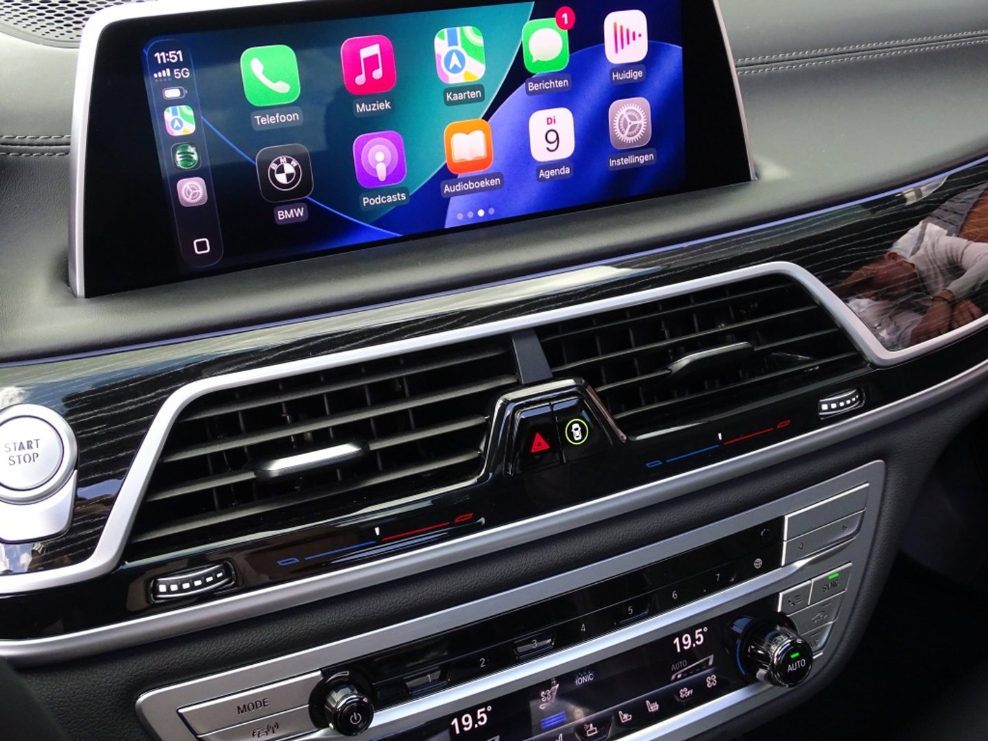 BMW 7 Serie 745e 394PK M-Sport / Individual / Laser / 360° / Harman Kardon
