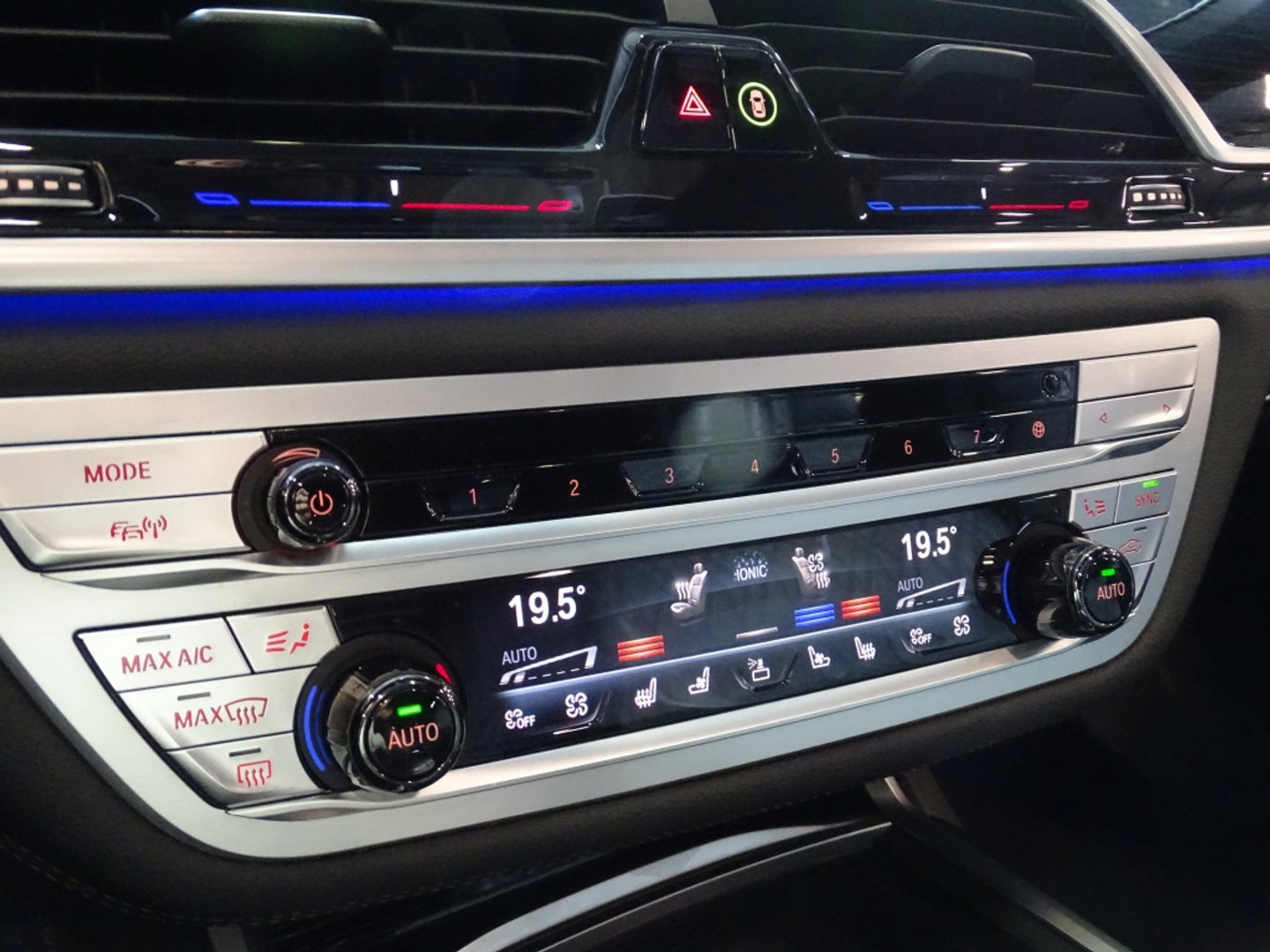 BMW 7 Serie 745e 394PK M-Sport / Individual / Laser / 360° / Harman Kardon