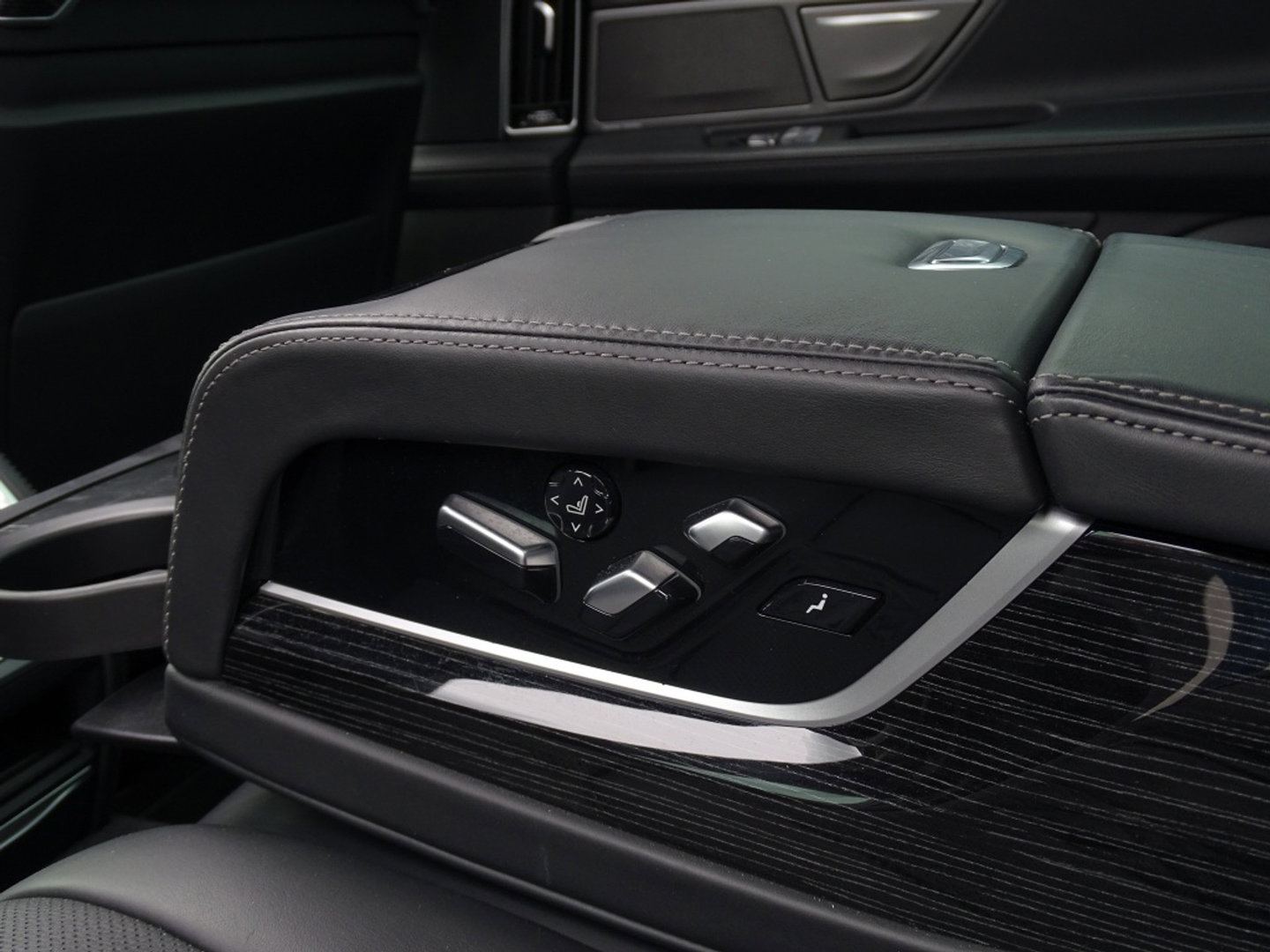 BMW 7 Serie 745e 394PK M-Sport / Individual / Laser / 360° / Harman Kardon