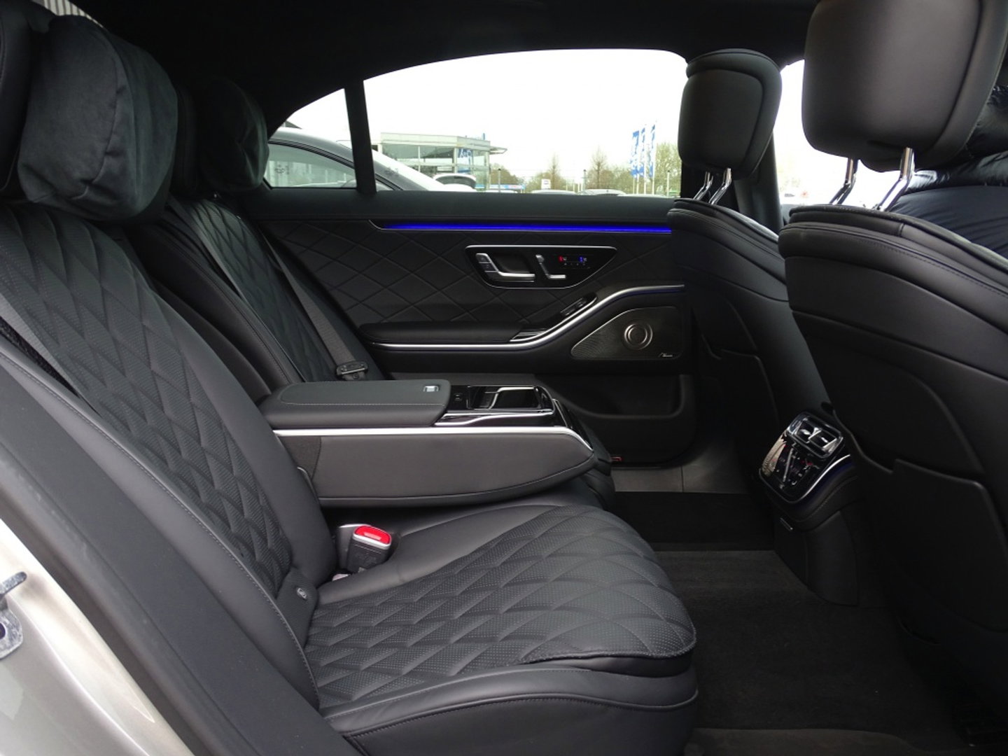Mercedes-Benz S-Klasse 580 e 4M 510PK Lang AMG Designo / Burmester / carbon / VIP