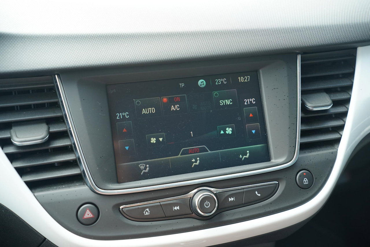 Opel Crossland X
