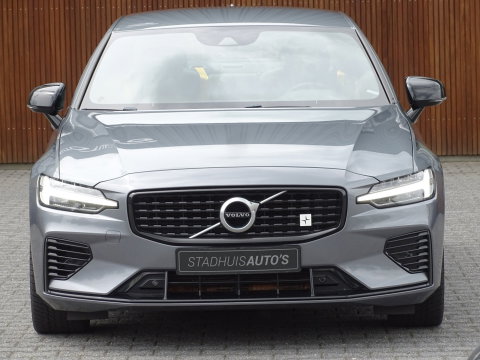 Volvo S60 T8 Polestar 405PK AWD / Harman Kardon / Brembo