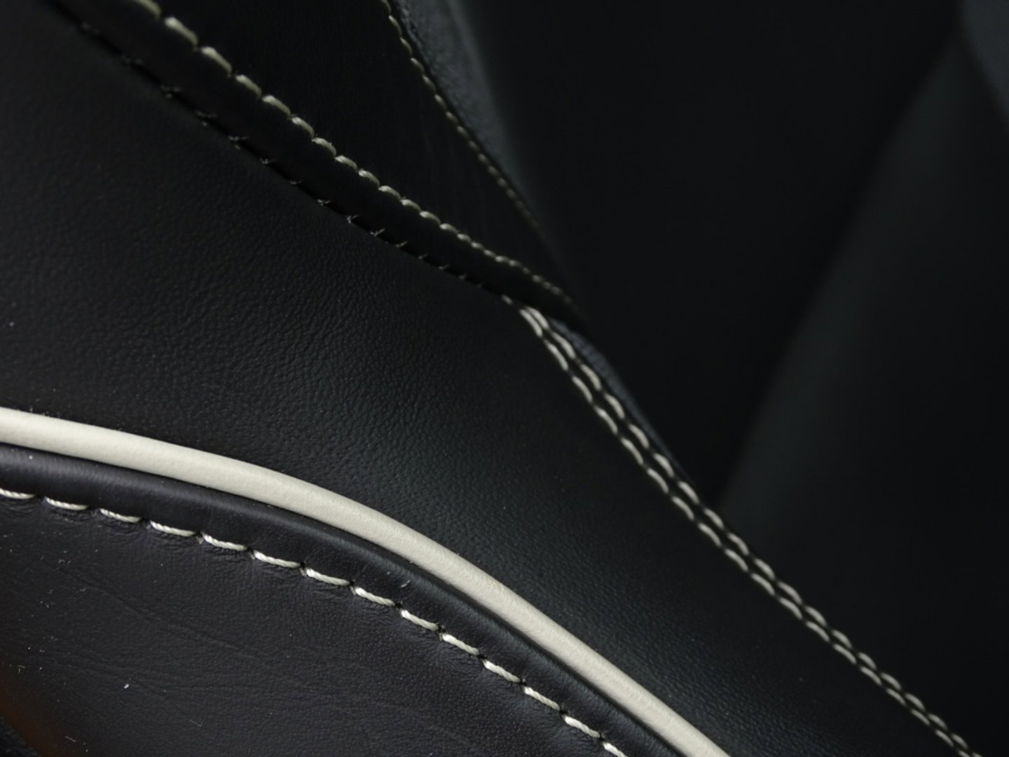 Volvo S60 T8 Polestar 405PK AWD / Harman Kardon / Brembo