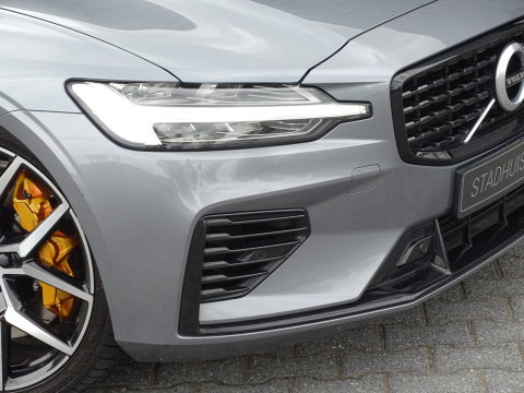 Volvo S60 T8 Polestar 405PK AWD / Harman Kardon / Brembo
