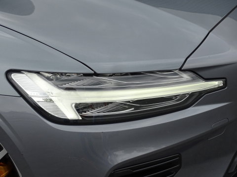 Volvo S60 T8 Polestar 405PK AWD / Harman Kardon / Brembo