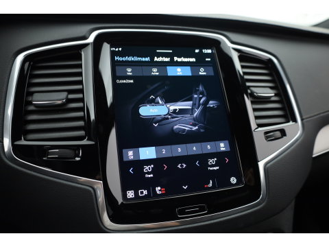 Volvo XC90 T8 Recharge Plus Dark | SOH 97,3% | Long Range | Pilot Assist | Memory seats | 4x Stoelverw. | H&K Audio | Leder | Nav + CarPlay | Keyless | 21''