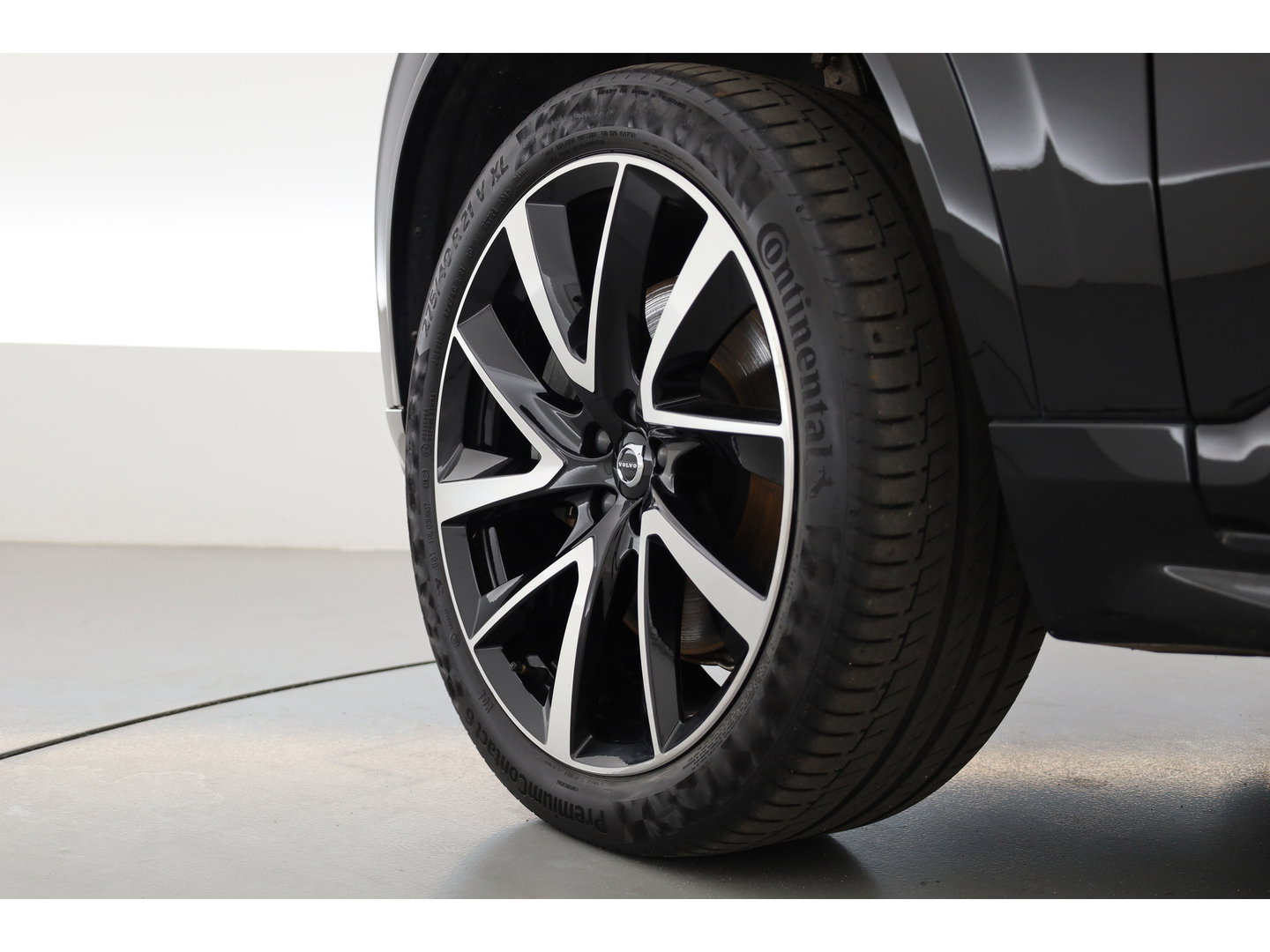 Volvo XC90 T8 Recharge Plus Dark | SOH 97,3% | Long Range | Pilot Assist | Memory seats | 4x Stoelverw. | H&K Audio | Leder | Nav + CarPlay | Keyless | 21''