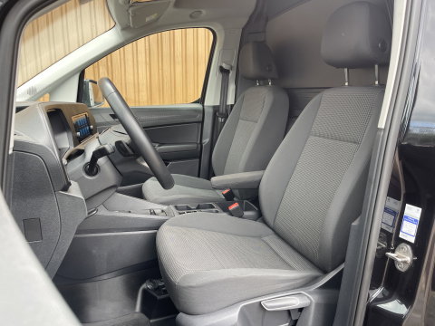 Volkswagen Caddy Cargo Maxi 2.0 TDI | Trekhaak | LED | Achterdeuren | Parkeersensoren | Cruise Control | DAB | Stop&GO |