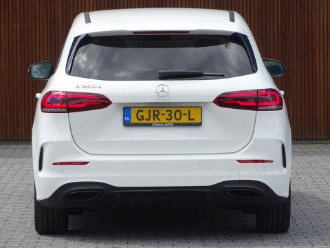 Mercedes-Benz B-Klasse 250e 218PK automaat / AMG Line / 2021 / LED