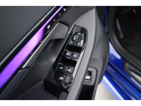 BMW 5 Serie Touring M5 727pk | Rijklaar! | Ultimate Pack | Keramisch | Bowers & Wilkins | M Marina Bay | Pano | Carbon