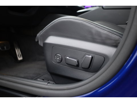 BMW 5 Serie Touring M5 727pk | Rijklaar! | Ultimate Pack | Keramisch | Bowers & Wilkins | M Marina Bay | Pano | Carbon