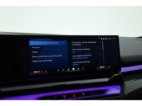 BMW 5 Serie Touring M5 727pk | Rijklaar! | Ultimate Pack | Keramisch | Bowers & Wilkins | M Marina Bay | Pano | Carbon