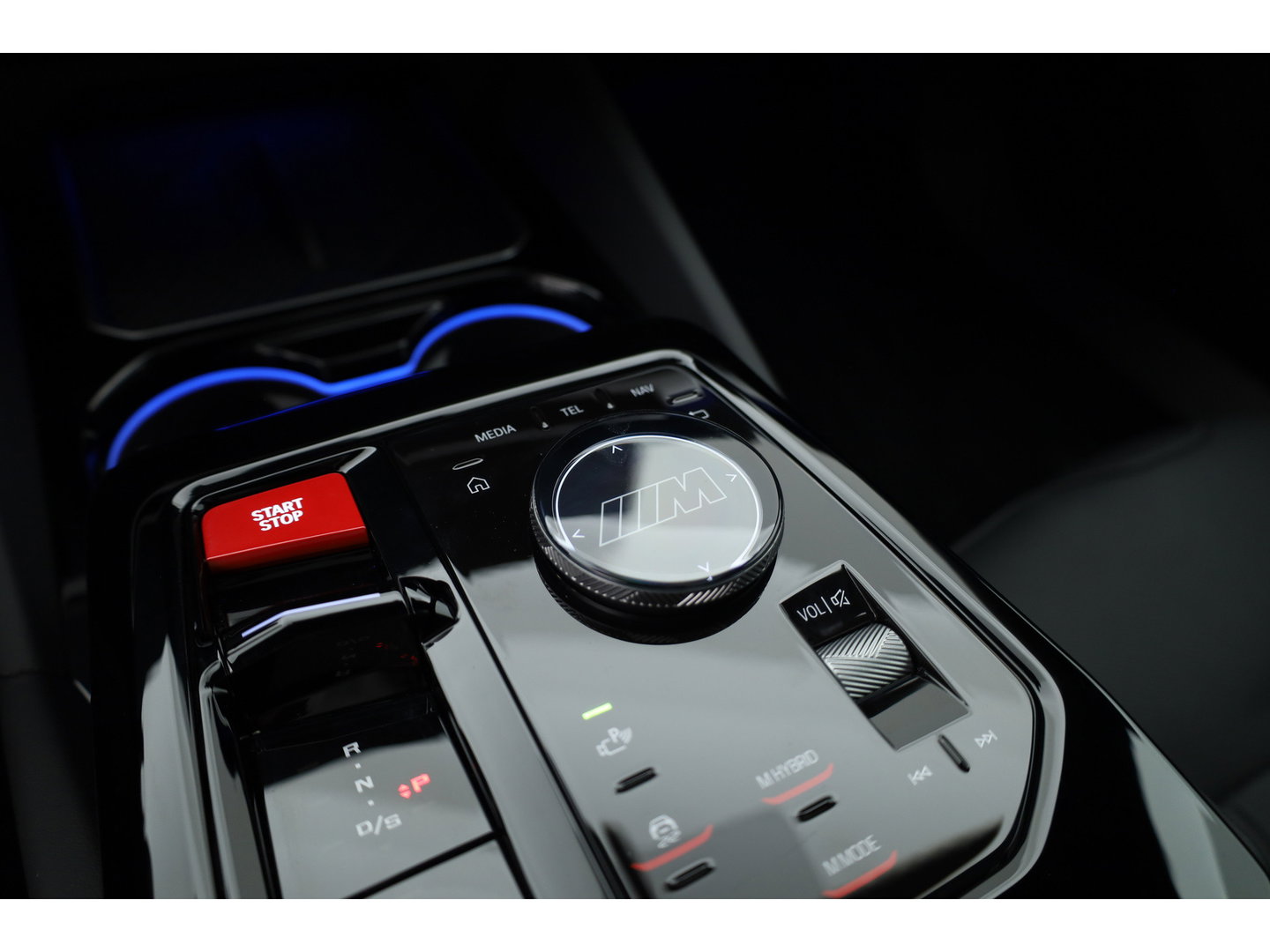 BMW 5 Serie Touring M5 727pk | Rijklaar! | Ultimate Pack | Keramisch | Bowers & Wilkins | M Marina Bay | Pano | Carbon