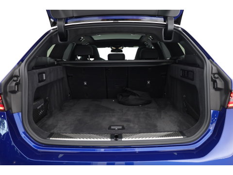 BMW 5 Serie Touring M5 727pk | Rijklaar! | Ultimate Pack | Keramisch | Bowers & Wilkins | M Marina Bay | Pano | Carbon