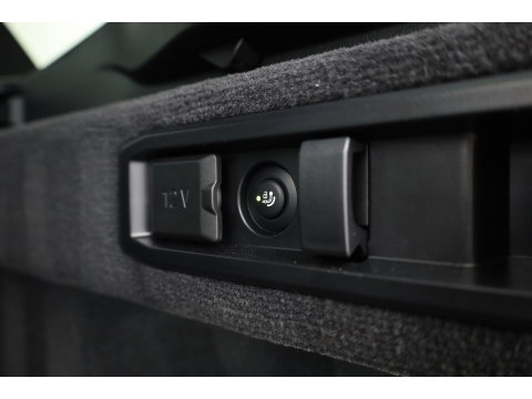 BMW 5 Serie Touring M5 727pk | Rijklaar! | Ultimate Pack | Keramisch | Bowers & Wilkins | M Marina Bay | Pano | Carbon