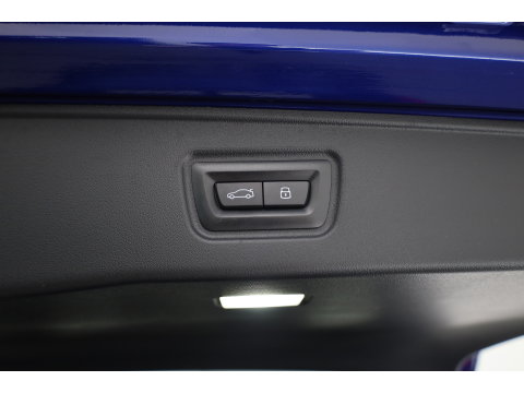BMW 5 Serie Touring M5 727pk | Rijklaar! | Ultimate Pack | Keramisch | Bowers & Wilkins | M Marina Bay | Pano | Carbon
