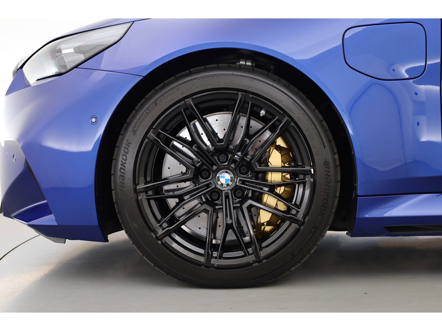 BMW 5 Serie Touring M5 727pk | Rijklaar! | Ultimate Pack | Keramisch | Bowers & Wilkins | M Marina Bay | Pano | Carbon