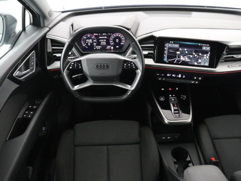 Audi Q4 e-tron 35 Launch edition Advanced 55 kWh | SOH 91% | Carplay | Stoelverwarming| Matrix LED | DAB | Cruise control | Parkeerhulp | Virtual cockpit | Navigatie