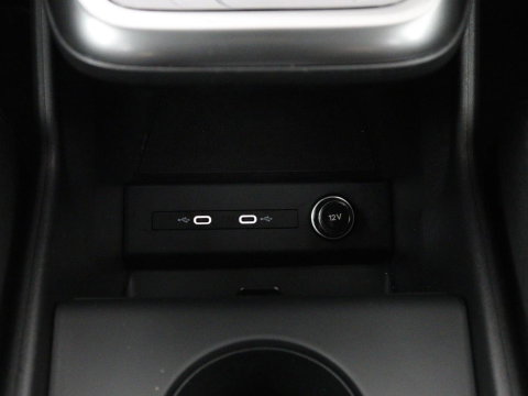 Audi Q4 e-tron 35 Launch edition Advanced 55 kWh | SOH 91% | Carplay | Stoelverwarming| Matrix LED | DAB | Cruise control | Parkeerhulp | Virtual cockpit | Navigatie