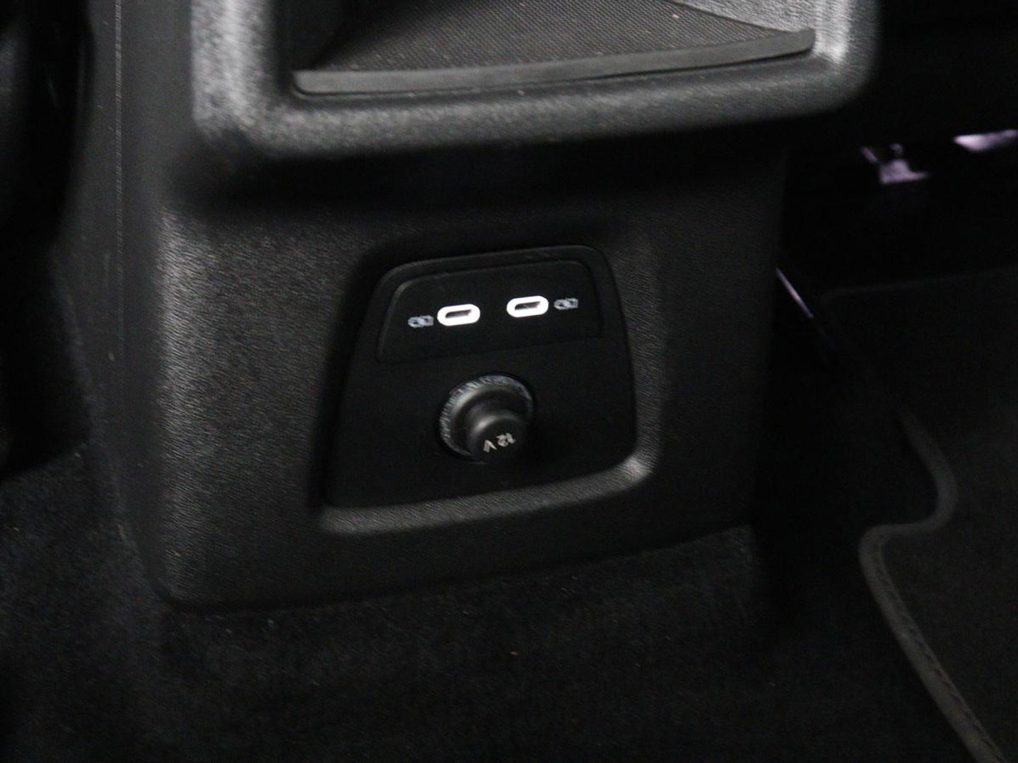 Audi Q4 e-tron 35 Launch edition Advanced 55 kWh | SOH 91% | Carplay | Stoelverwarming| Matrix LED | DAB | Cruise control | Parkeerhulp | Virtual cockpit | Navigatie