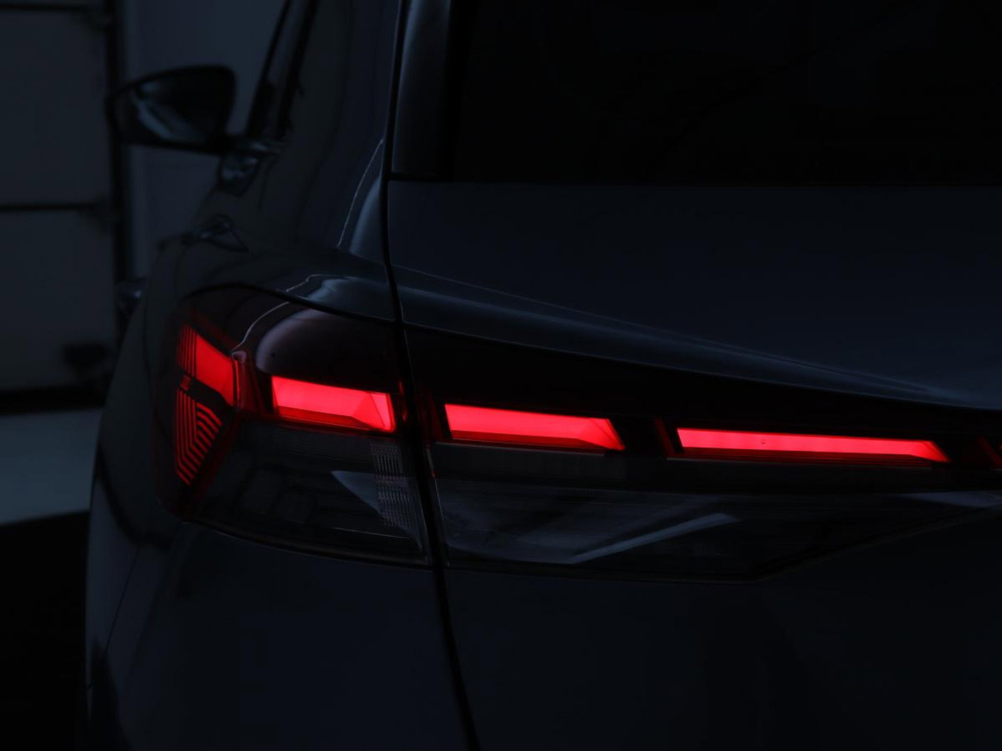 Audi Q4 e-tron 35 Launch edition Advanced 55 kWh | SOH 91% | Carplay | Stoelverwarming| Matrix LED | DAB | Cruise control | Parkeerhulp | Virtual cockpit | Navigatie