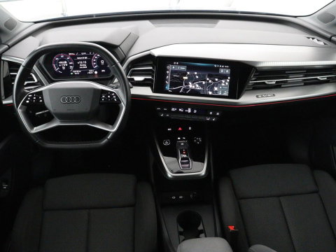 Audi Q4 e-tron 35 Launch edition Advanced 55 kWh | SOH 91% | Carplay | Stoelverwarming| Matrix LED | DAB | Cruise control | Parkeerhulp | Virtual cockpit | Navigatie