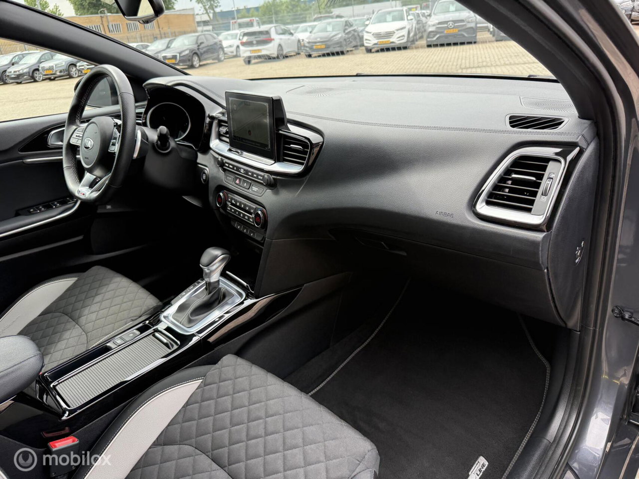 Kia ProCeed
