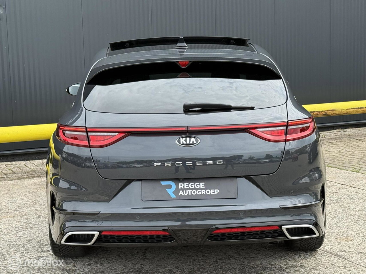 Kia ProCeed