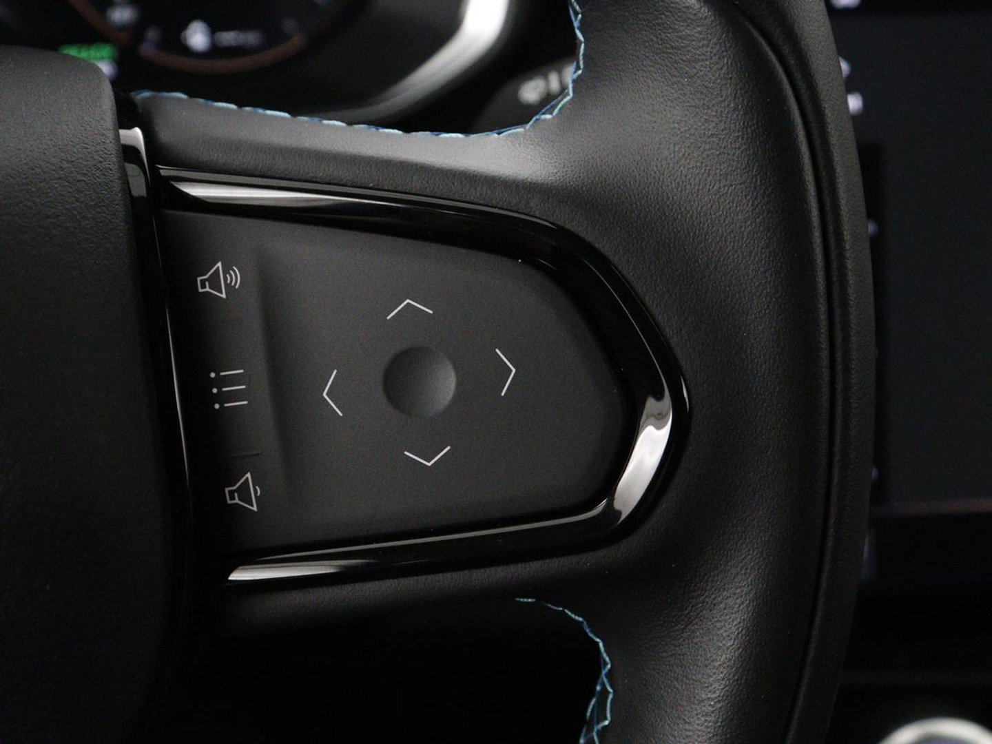 Lynk & Co 01 1.5 Plug In | SOH 91,6% | Panoramadak | Infinity by Harman | 360 Camera | Adaptive cruise | Stoelverwarming | Carplay | Memory | Full LED | PHEV