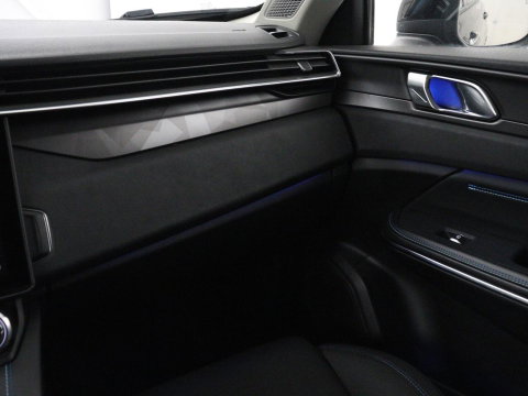 Lynk & Co 01 1.5 Plug In | SOH 91,6% | Panoramadak | Infinity by Harman | 360 Camera | Adaptive cruise | Stoelverwarming | Carplay | Memory | Full LED | PHEV