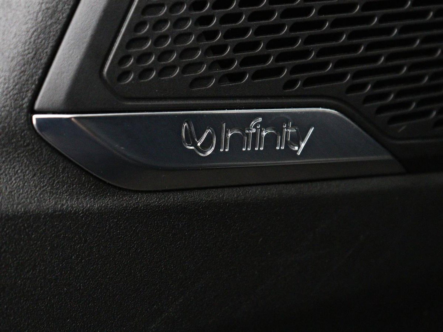 Lynk & Co 01 1.5 Plug In | SOH 91,6% | Panoramadak | Infinity by Harman | 360 Camera | Adaptive cruise | Stoelverwarming | Carplay | Memory | Full LED | PHEV