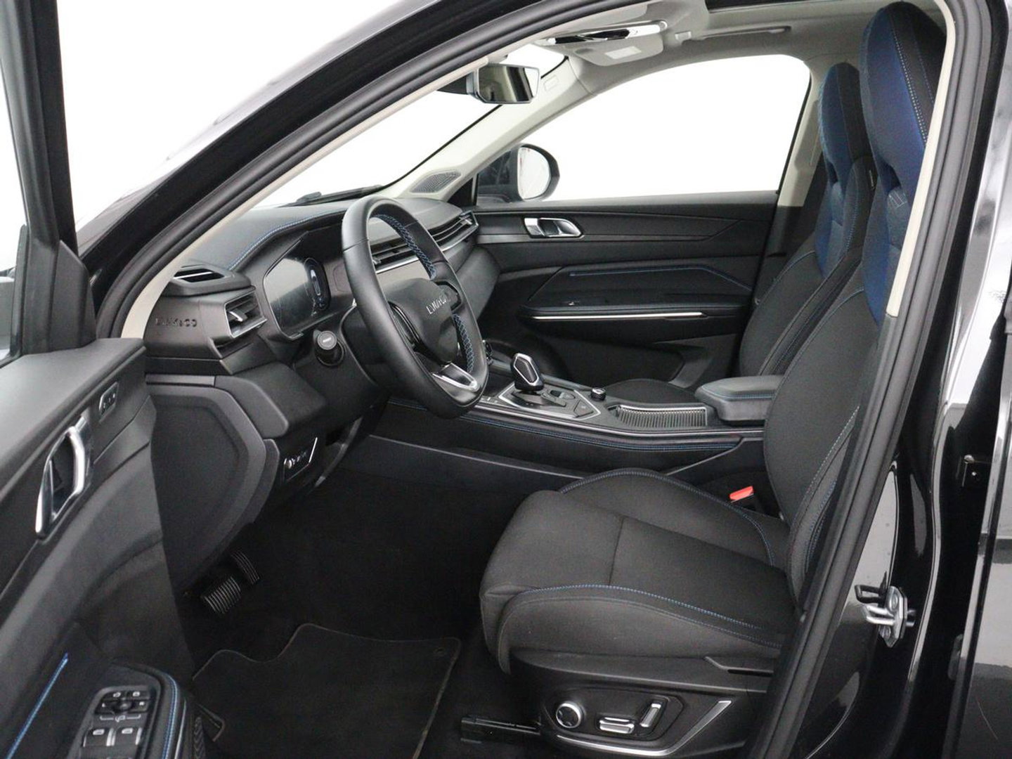 Lynk & Co 01 1.5 Plug In | SOH 91,6% | Panoramadak | Infinity by Harman | 360 Camera | Adaptive cruise | Stoelverwarming | Carplay | Memory | Full LED | PHEV