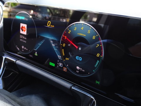 Mercedes-Benz B-Klasse 250e 218PK automaat / AMG Line / 2021 / LED