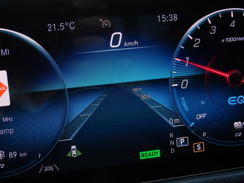 Mercedes-Benz B-Klasse 250e 218PK automaat / AMG Line / 2021 / LED