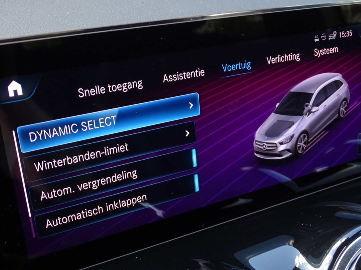 Mercedes-Benz B-Klasse 250e 218PK automaat / AMG Line / 2021 / LED