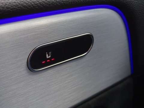 Mercedes-Benz B-Klasse 250e 218PK automaat / AMG Line / 2021 / LED