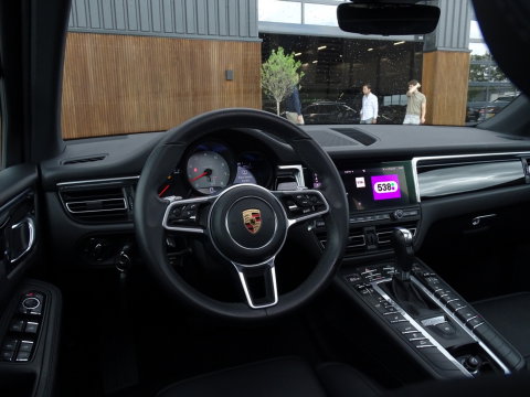 Porsche Macan 3.0 S 354PK / PCM / panoramadakraam / LED