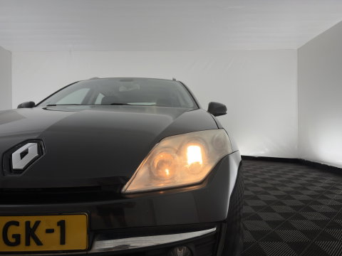 Renault Laguna Estate 2.0 16V Dynamque *NAVI-FULLMAP | LEATHER-FABRIC | SPORTSEATS | ECC | PDC | CRUISE | TOWBAR | 16''ALU*