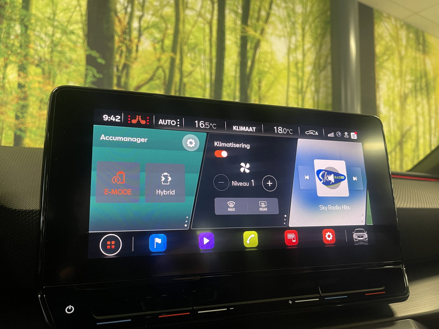 CUPRA Leon 1.4 e-Hybrid VZ Adrenaline | Apple Carplay | Android Auto | Stoelverwarming | Stuurwielverwarming | DAB | Camera | Lane Assist | Adaptieve Cruise Control | LED | Sfeerverlichting |