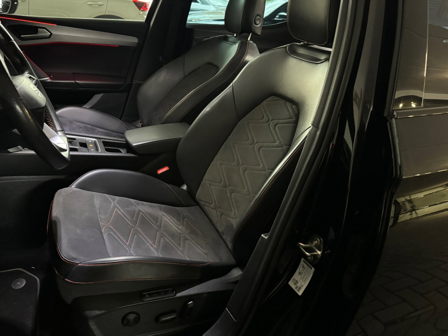SEAT Leon 1.4 TSI eHybrid PHEV FR Business Pano|Memory|BTW
