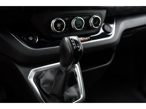 Renault Trafic 2.0 Blue dCi EDC 170 T29 L2H1 Anniversary Extra DC Virtual, Cruise, Camera, Carplay, LED, 170pk, Trekhaak, Stoelverwarming, multimedia, Sensoren, Uniek!